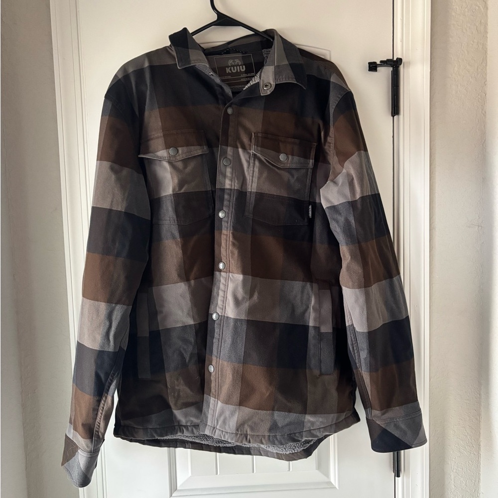 KUIU Men's Checkered Fleece Lined Jacket - Black, Brown, and Gray
